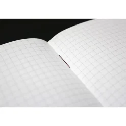 Apica | Cuaderno Premium A5 Silky Red (Cuadros)