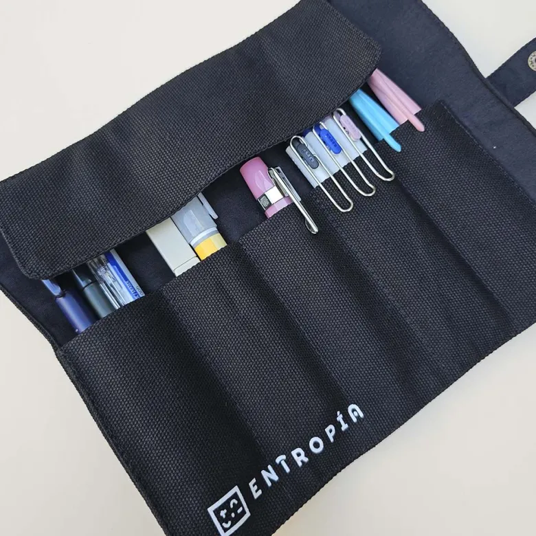 Entropía | Estuche Enrollable Black