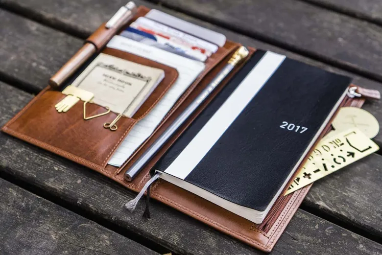 Galen Leather | Funda Leather Hobonichi Weeks Mega Cover Brown