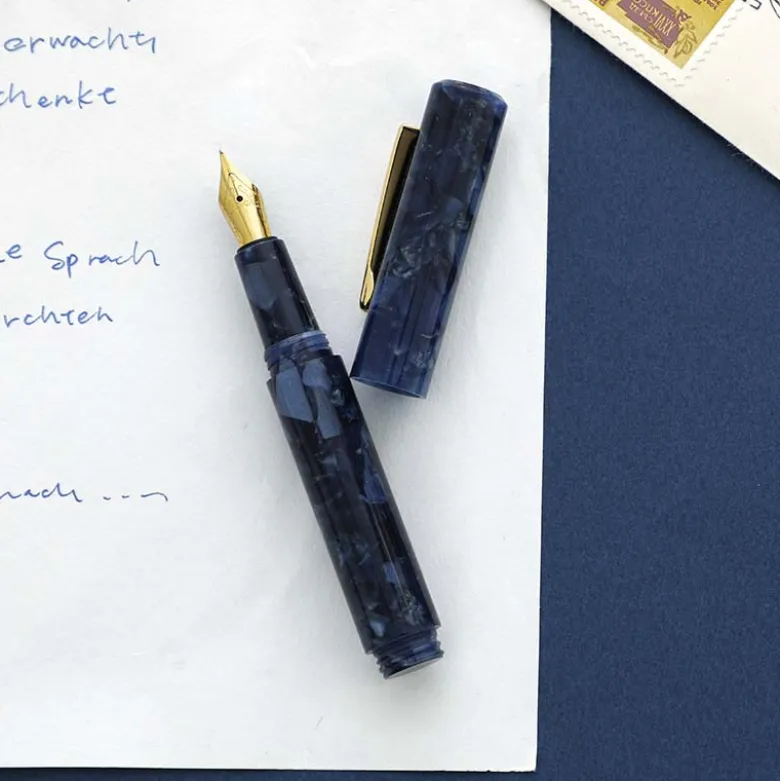 Hightide | Pluma Estilográfica Marbled Attaché Navy (F)