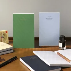 Iconic | Cuaderno Solitude B6 Powder Blue (Cuadros)