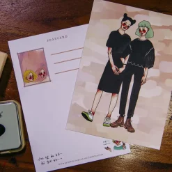La Dolce Vita | Postal Black Friends