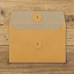 Traveler's Company | Set de Sobres Kraft M Naranja