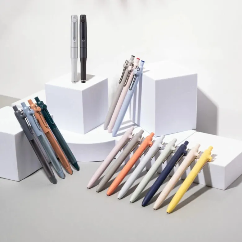 Uniball | Bolígrafo Zento Standard 0.5 Ivory (Tinta Negra)